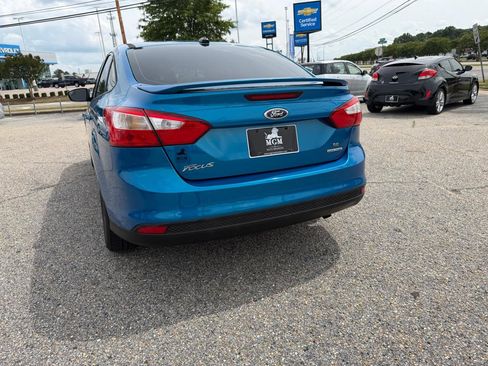 Used 2014 Ford Focus SE FWD image 19