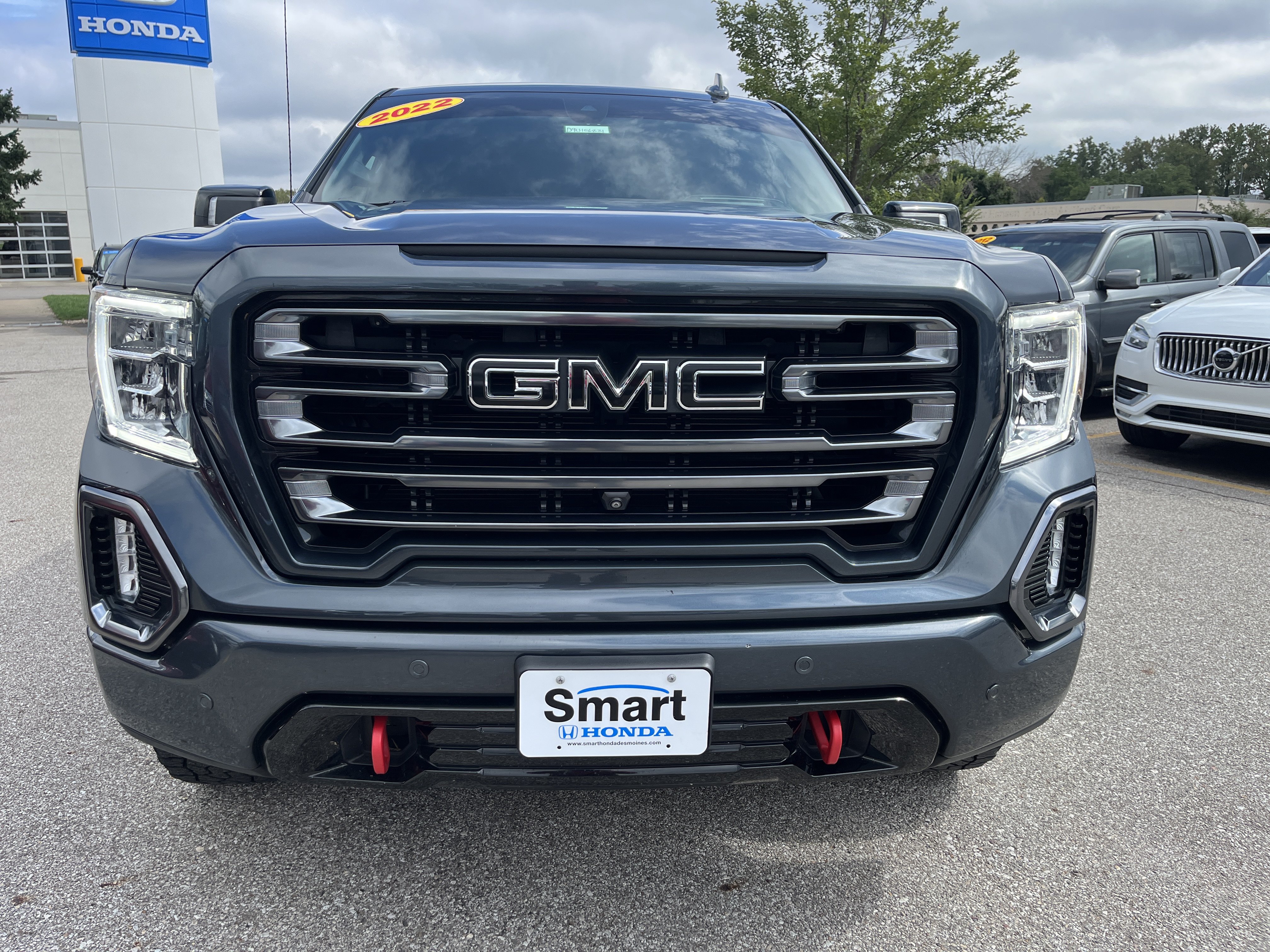 Used 2022 GMC Sierra 1500 AT4 w/ AT4 Premium Package AWD/4WD image 9