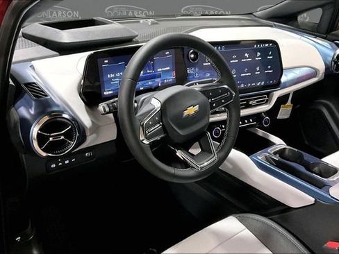 New 2026 Chevrolet Equinox EV LT w/ Convenience Package II image 7