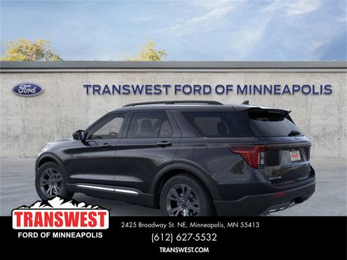 New 2025 Ford Explorer Active w/ Active Comfort Package image 4