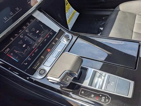 New 2025 Audi A8 L 3.0T image 11