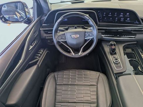 Used 2023 Cadillac Escalade V w/ LPO, ONYX Package AWD/4WD image 18
