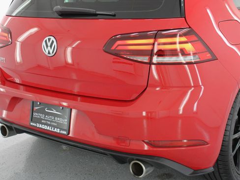 Used 2021 Volkswagen GTI SE FWD image 22