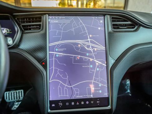 Used 2021 Tesla Model S Performance image 18