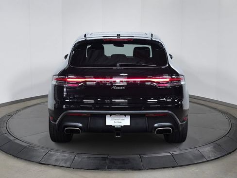 Used 2025 Porsche Macan image 6