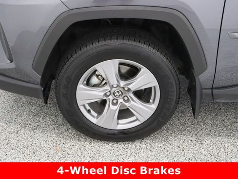 Used 2024 Toyota RAV4 XLE w/ Convenience Package image 11