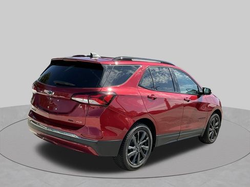 Used 2023 Chevrolet Equinox RS w/ RS Leather Package AWD/4WD image 10