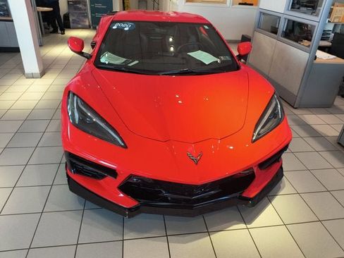 Used 2020 Chevrolet Corvette Stingray Preferred Cpe w/ 2LT Preferred Equipment Group RWD image 3