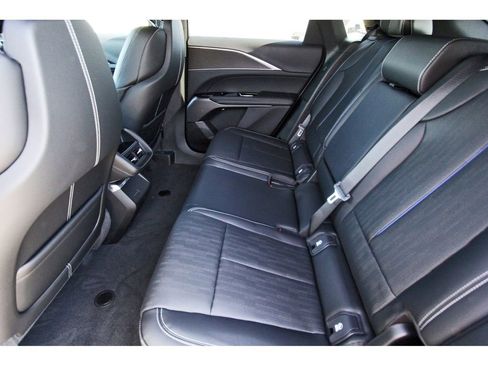 New 2026 Cadillac Lyriq Sport image 7