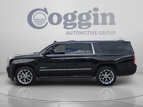 Used 2017 GMC Yukon XL Denali w/ Open Road Package AWD/4WD image 2