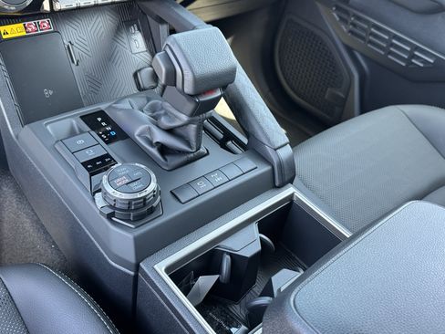 New 2026 Toyota 4Runner TRD Off-Road Premium AWD/4WD image 19