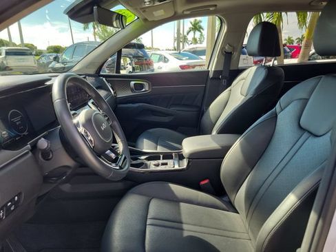 Certified 2023 Kia Sorento SX FWD image 21