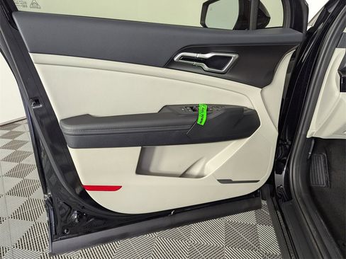 New 2026 Kia Sportage EX image 18