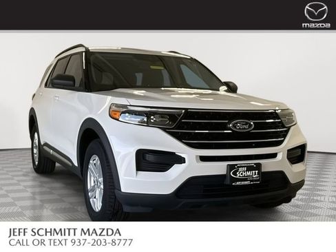 Used 2022 Ford Explorer XLT image 1