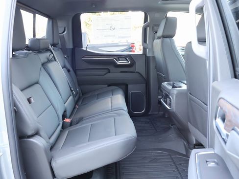 New 2026 GMC Sierra 1500 SLT w/ SLT Premium Plus Package image 42