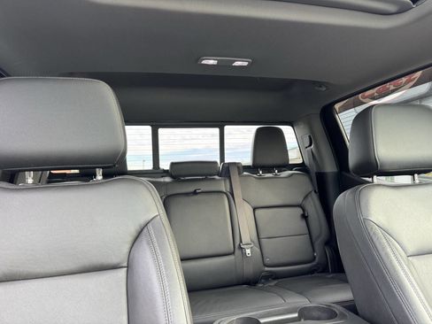 Used 2019 Chevrolet Silverado 1500 LT Trail Boss image 40