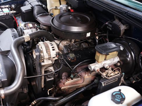 Used 1993 Chevrolet Silverado 1500 4x4 Regular Cab image 29