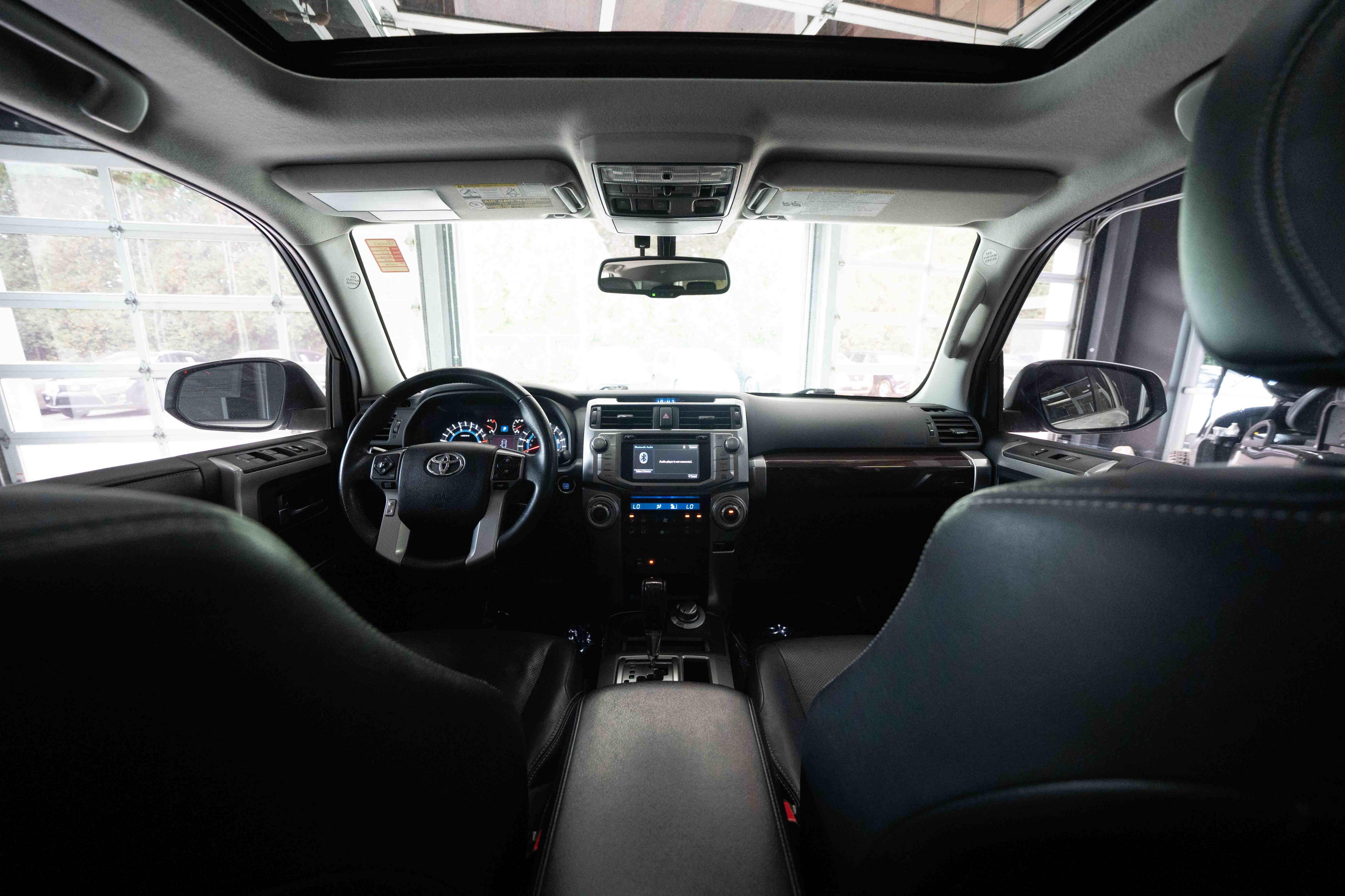 Used 2015 Toyota 4Runner Limited AWD/4WD image 19