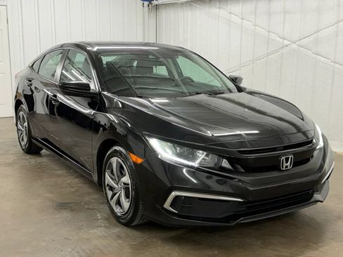 Used 2019 Honda Civic LX image 2