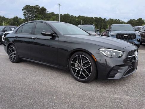 Used 2021 Mercedes-Benz E 350 Sedan image 2
