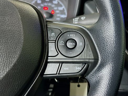 Certified 2025 Toyota Corolla LE FWD image 17