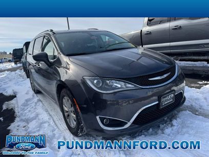 Used 2018 Chrysler Pacifica Touring-L