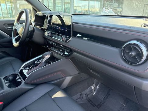 Used 2023 Chevrolet Colorado Z71 w/ Z71 Convenience Package 2 image 20