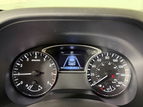 Used 2020 Nissan Pathfinder SL w/ Rock Creek Edition FWD image 12