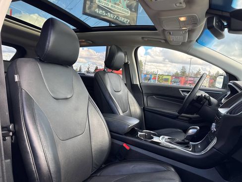Used 2018 Ford Edge Titanium w/ Equipment Group 302A image 16