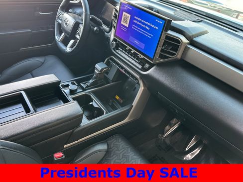 Used 2025 Toyota Tundra Limited image 16