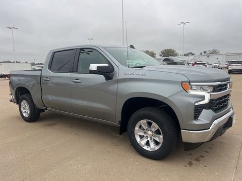 New 2026 Chevrolet Silverado 1500 LT image 1