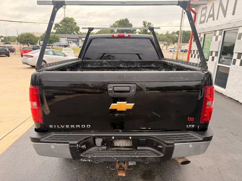 Used 2014 Chevrolet Silverado 2500 LTZ w/ LTZ Plus Package AWD/4WD image 5