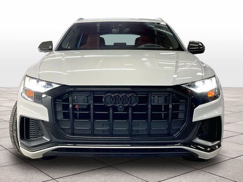 Used 2023 Audi SQ8 Prestige w/ Prestige Package image 3