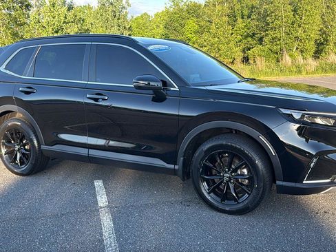 Used 2025 Honda CR-V Sport image 2