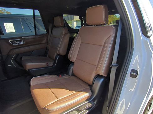 Certified 2024 Chevrolet Tahoe High Country w/ Advanced Technology Package image 24