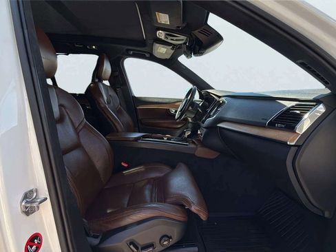 Used 2018 Volvo XC90 T6 Inscription w/ Luxury Package image 14