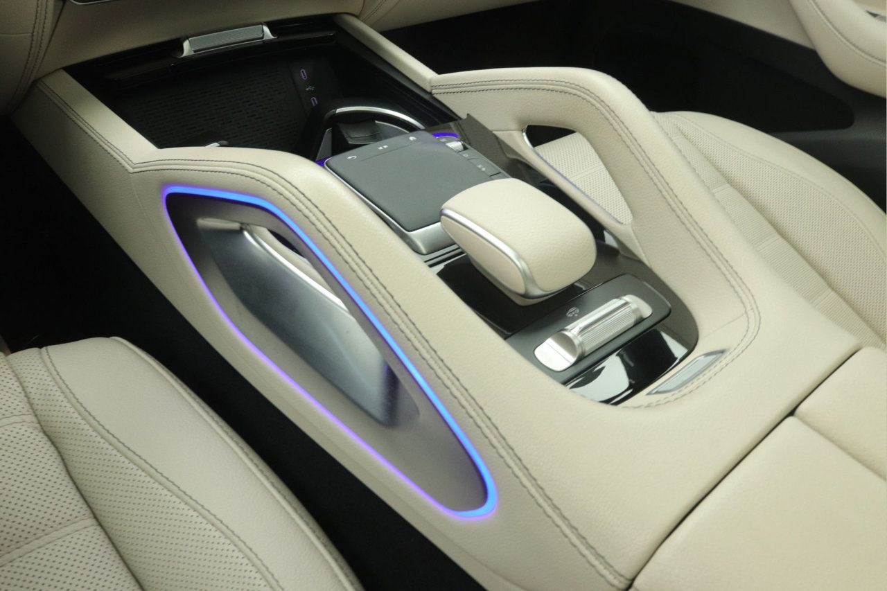 Certified 2025 Mercedes-Benz GLS 580 4MATIC image 15