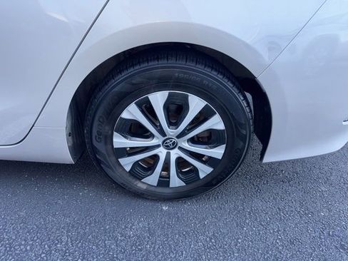 Certified 2020 Toyota Prius Prime LE image 23