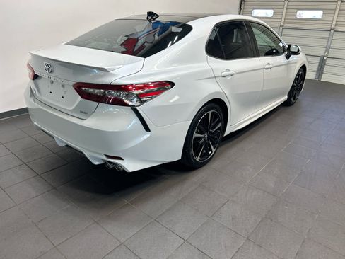 Used 2019 Toyota Camry XSE FWD image 3