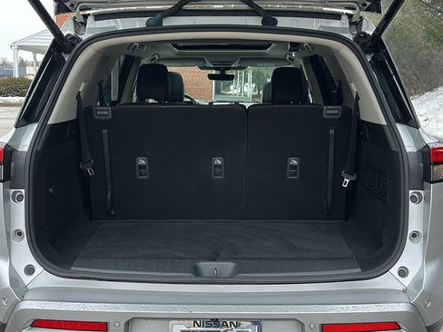 Certified 2023 Nissan Pathfinder SL w/ SL Premium Package image 6