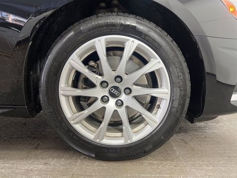 Used 2023 Audi A4 2.0T Premium w/ Convenience Package image 9