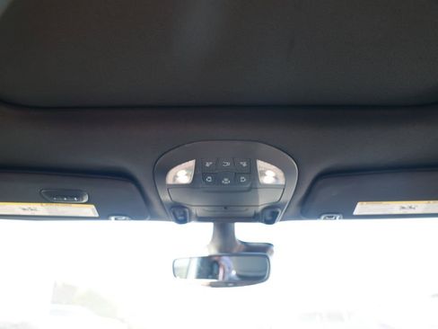 New 2026 Chrysler Pacifica Limited image 27