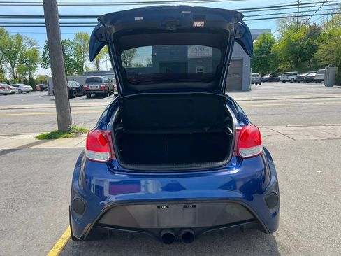 Used 2016 Hyundai Veloster Turbo FWD image 9