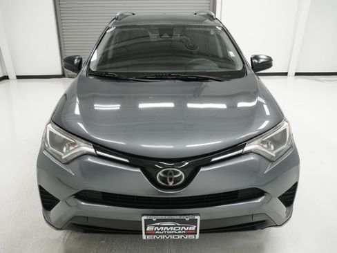 Used 2017 Toyota RAV4 LE FWD image 2
