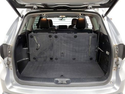 Used 2015 Toyota Highlander Plus image 7