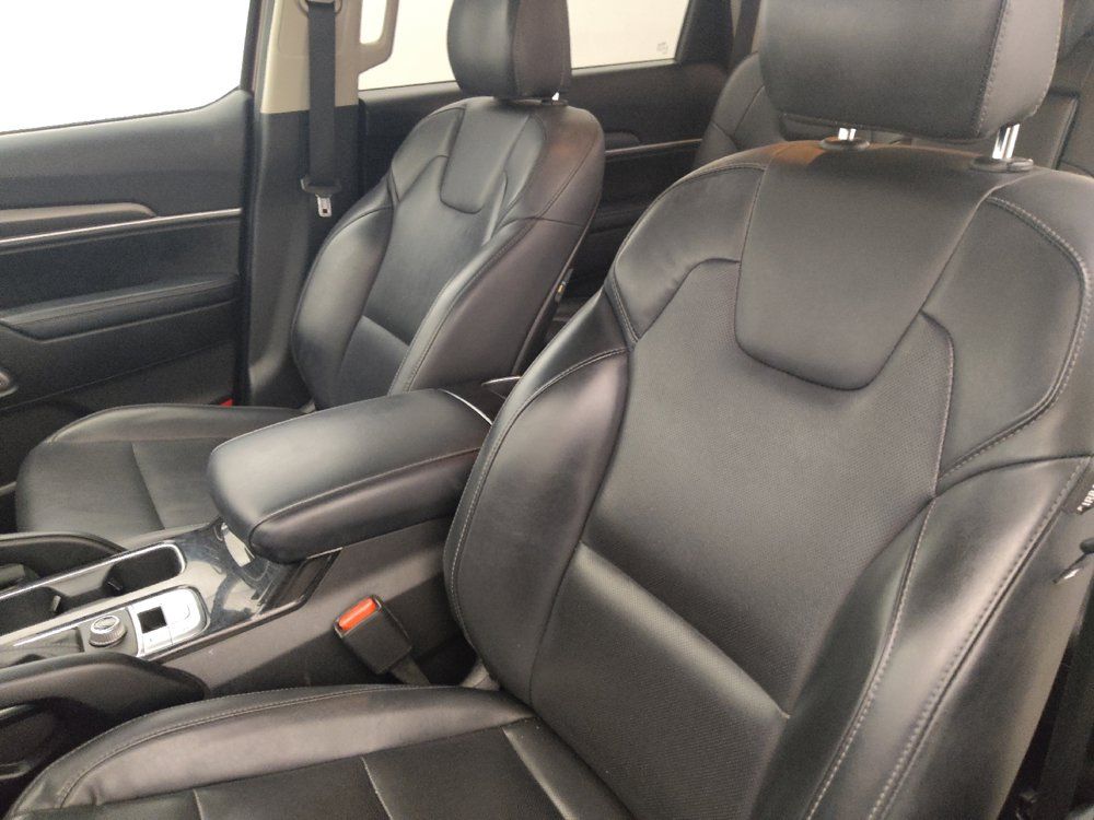 Used 2021 Kia Telluride LX FWD image 17