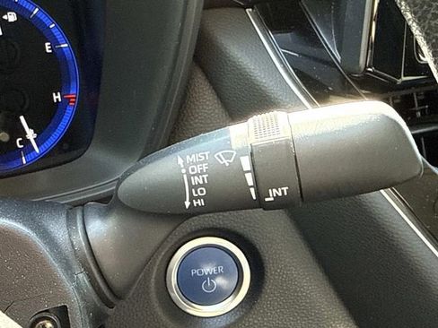 Used 2022 Toyota Corolla LE FWD image 25