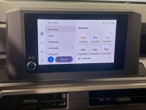 Used 2025 Toyota Tacoma SR5 image 15