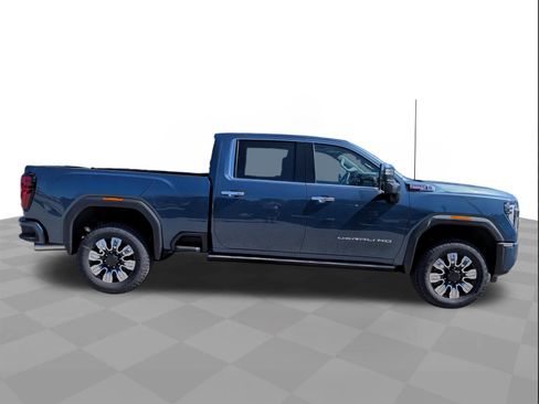 New 2026 GMC Sierra 2500 Denali w/ Denali Reserve Package AWD/4WD image 3