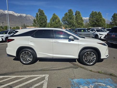 Used 2021 Lexus RX 350L Luxury w/ Cold Weather Package (CT) AWD/4WD image 4